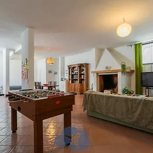 https://cozy-and-relaxing-airport-house.barihotels.org