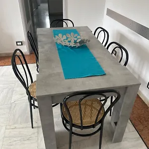Noemi House Appartamento